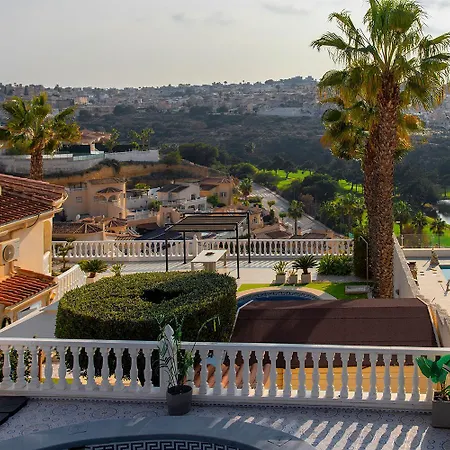 Ch Aracena La Marquesa Golf Apartman *